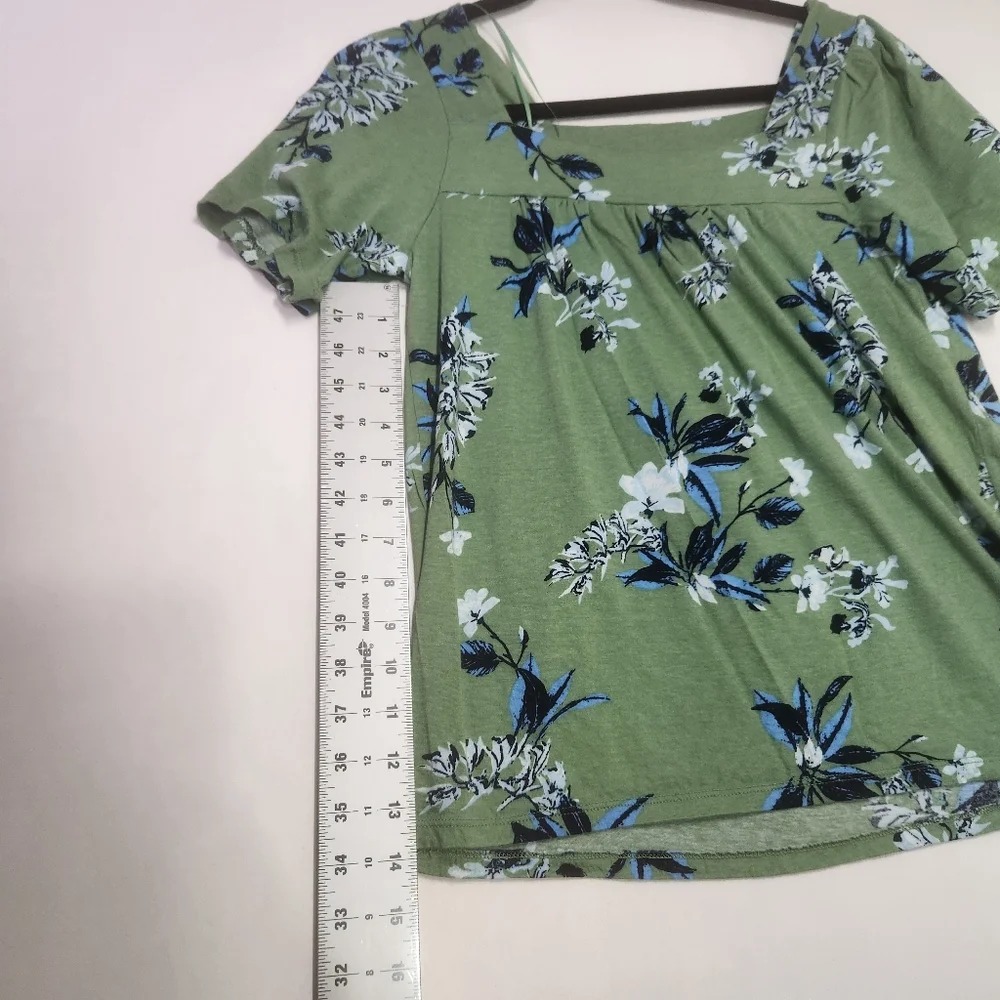 ⭐️Lucky Brand Green Floral Boho Casual Lightweight Blouse Size Small - Picture 9 of 9